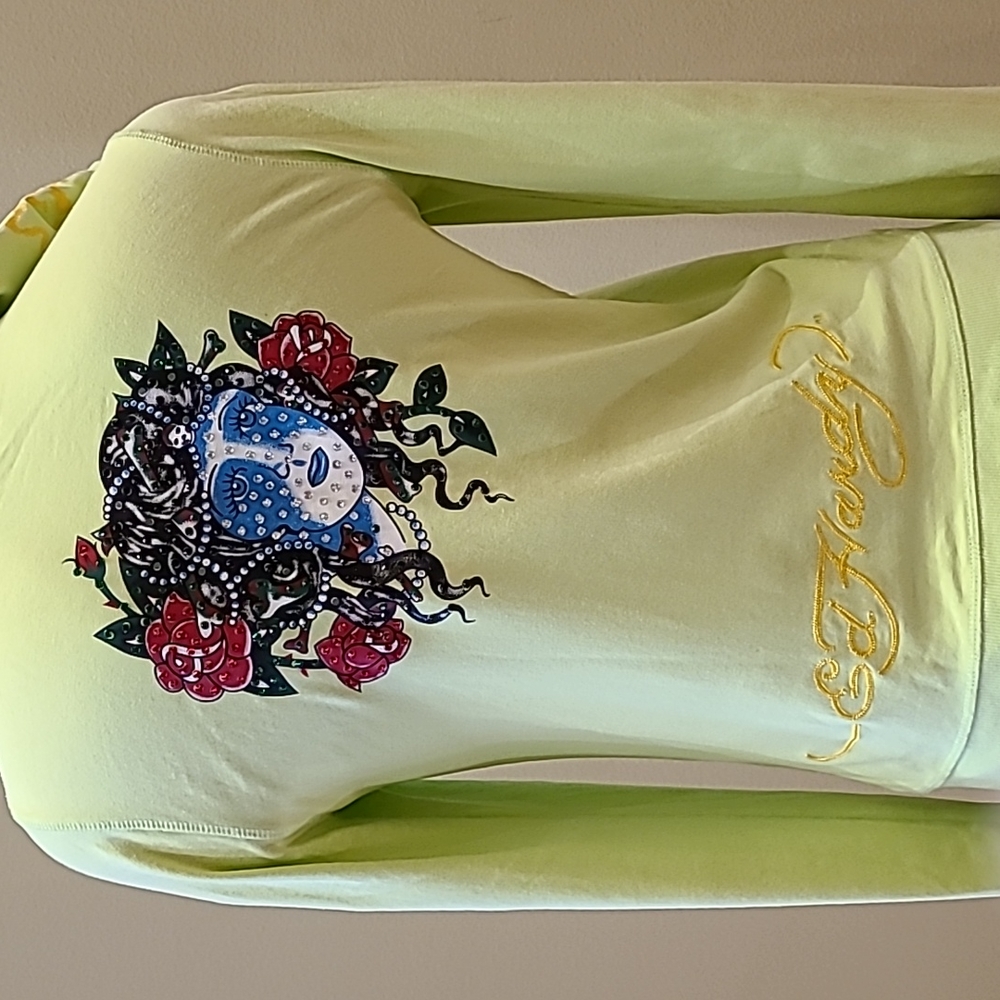 Ed Hardy light lime cotton sweatshirt with gorgeous embellishments Size M - Picture 9 of 16